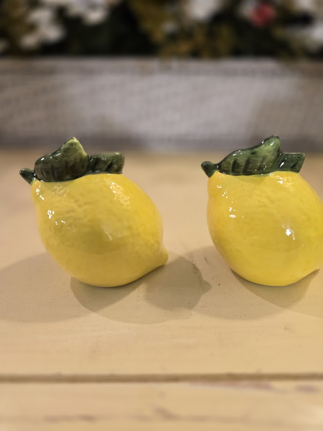 Ceramic Lemon Salt and Pepper Shakers – Bright Yellow Fruit Design, Kitchen Table Décor