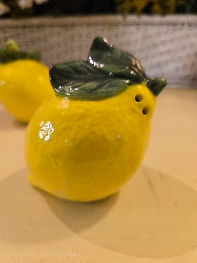 Ceramic Lemon Salt and Pepper Shakers – Bright Yellow Fruit Design, Kitchen Table Décor