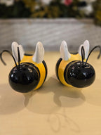New Ceramic Bee Salt & Pepper Shaker Set – Bumblebee Kitchen Table Décor