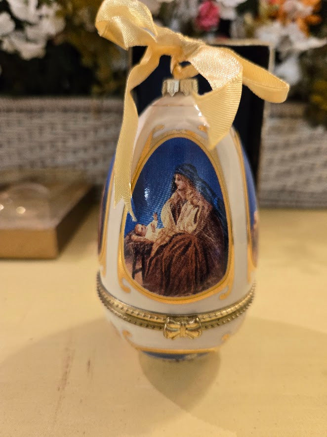 Vintage Style Porcelain Nativity Egg Trinket Box Music Box – Mary & Baby Jesus