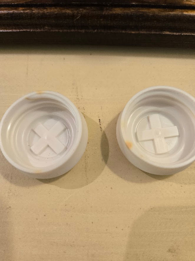 Vintage Glass Salt & Pepper Shakers with Wooden Holder – Rustic Farmhouse Kitchen Set