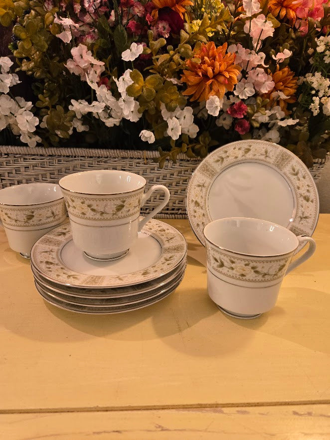 M Fine China Japan “Barclay 5103” – Tea & Dessert Set (Service for 4)