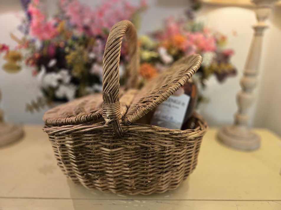 1960s Vintage French Provincial Rattan Wicker Picnic Basket with Hinged Lid