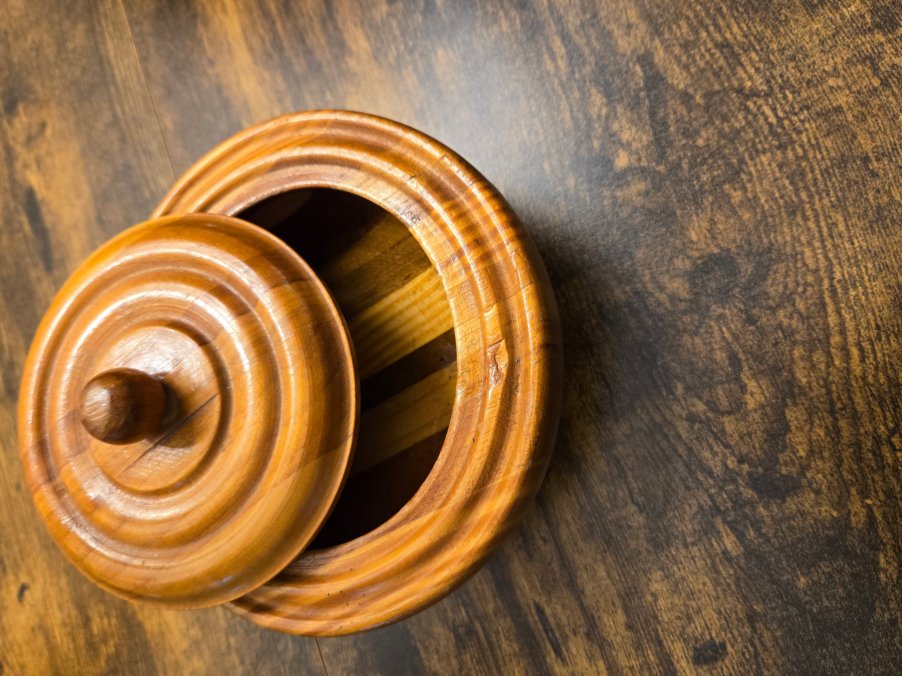 Vintage Striped Wooden Serving Bowl – Handcrafted Mid-Century Modern Kitchenware
