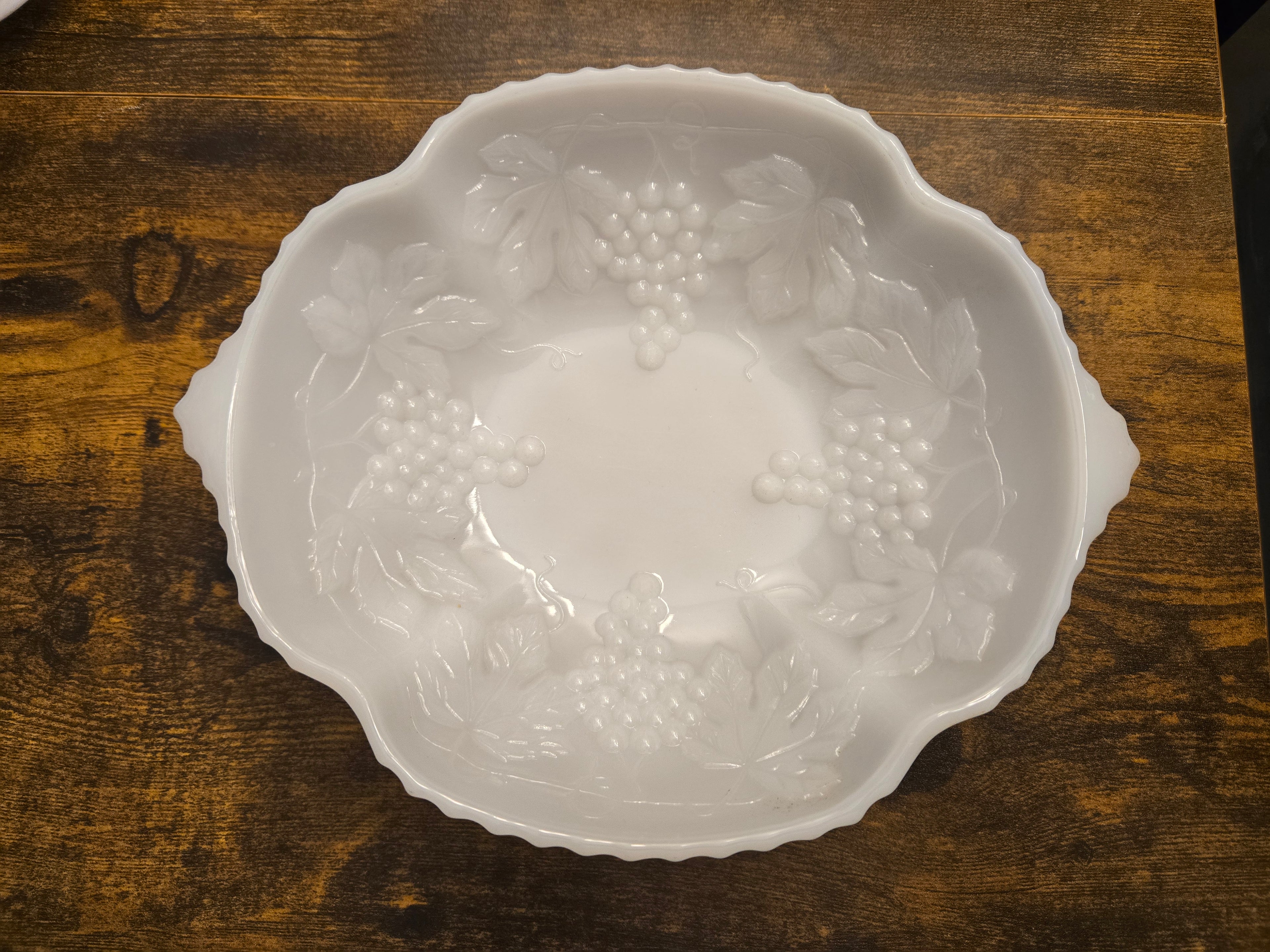 Vintage Milk Glass Serving Bowl with Embossed Grape & Leaf Pattern – Mid-Century White Glass Dish