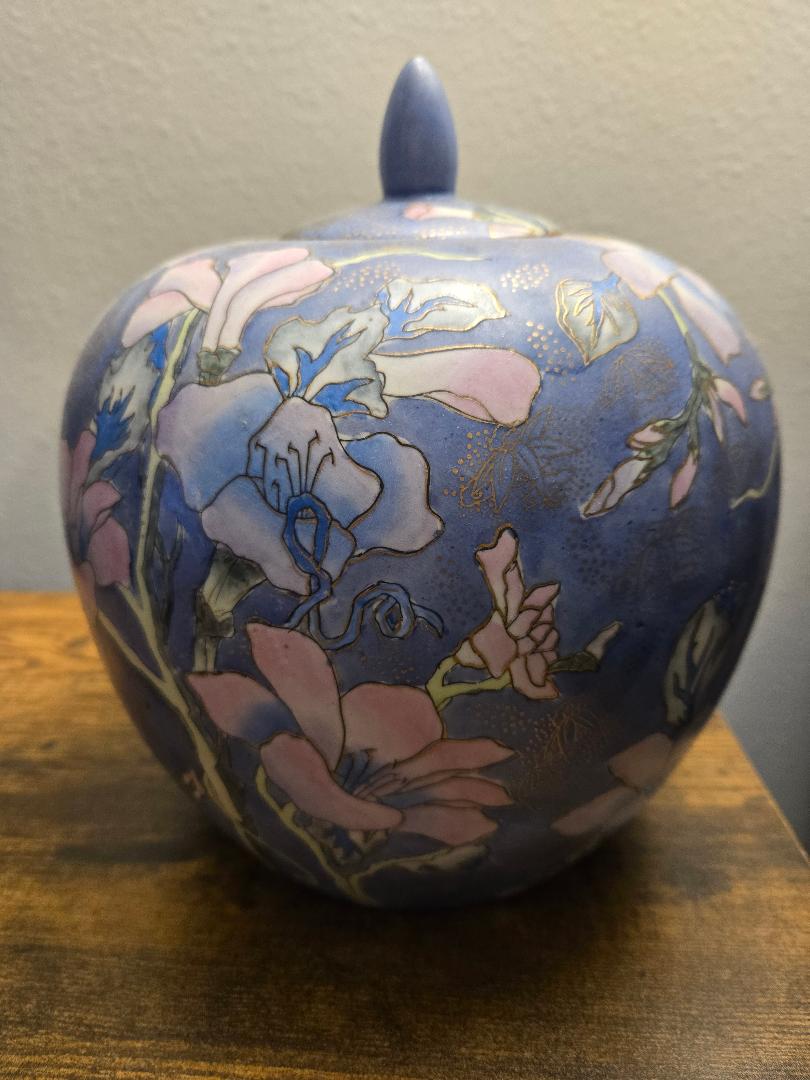 Vintage Floral Decorative Porcelain Jar with Lid – Lavender & Pastel Flowers