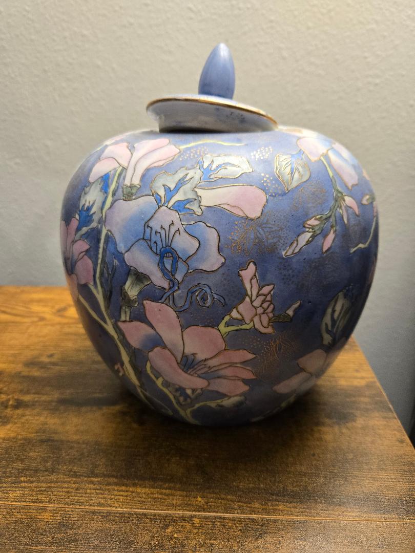 Vintage Floral Decorative Porcelain Jar with Lid – Lavender & Pastel Flowers