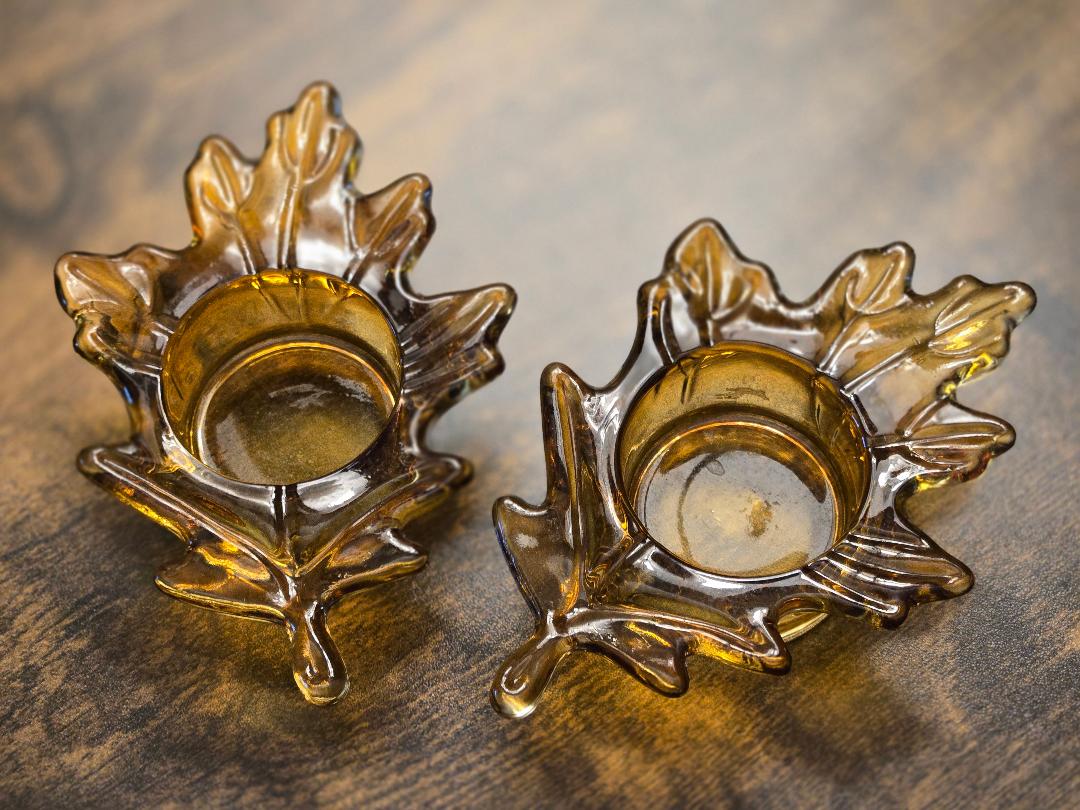 Vintage Amber Glass Leaf Votive Candle Holders – Autumn Fall Décor (Set of 2)